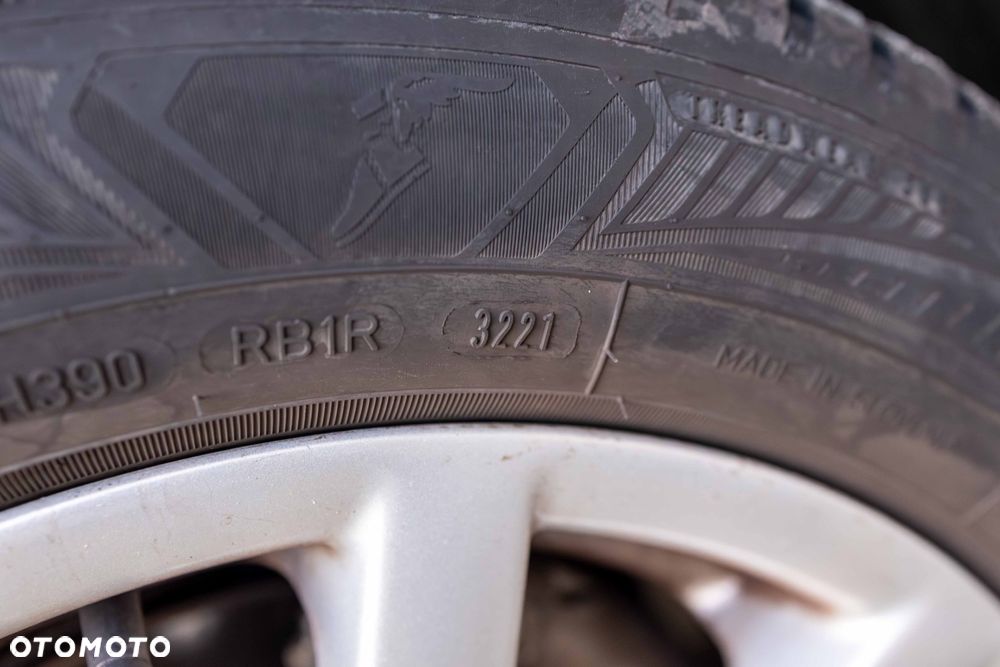 Citroën C3 1.6 VTR - 2