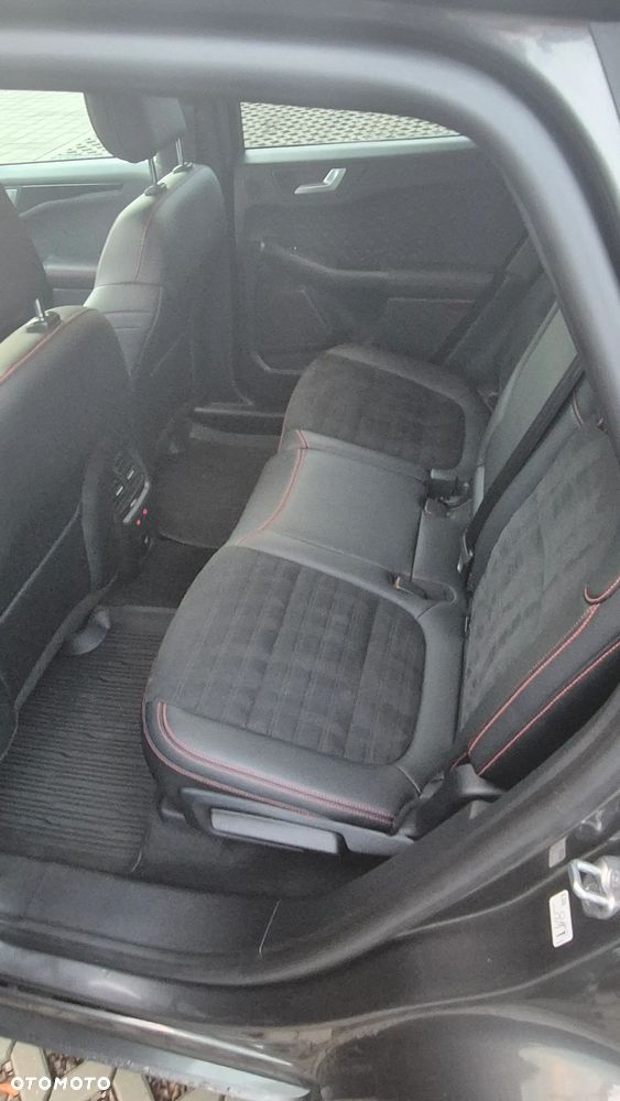 Ford Kuga 2.5P PHEV FWD ST-Line - 9