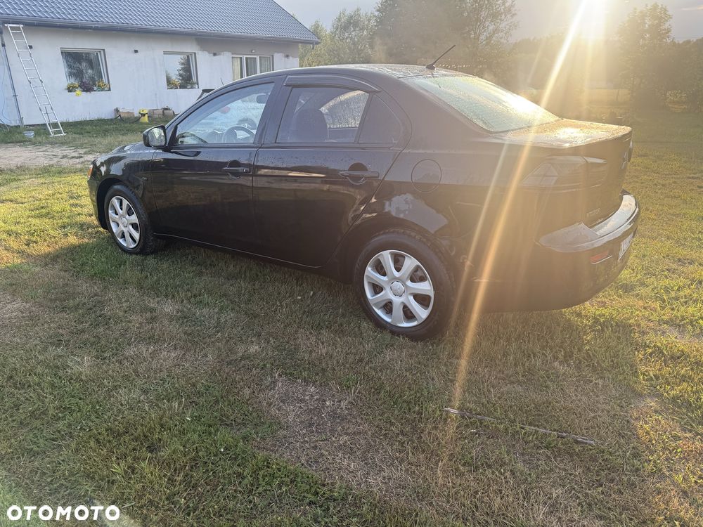Mitsubishi Lancer - 4