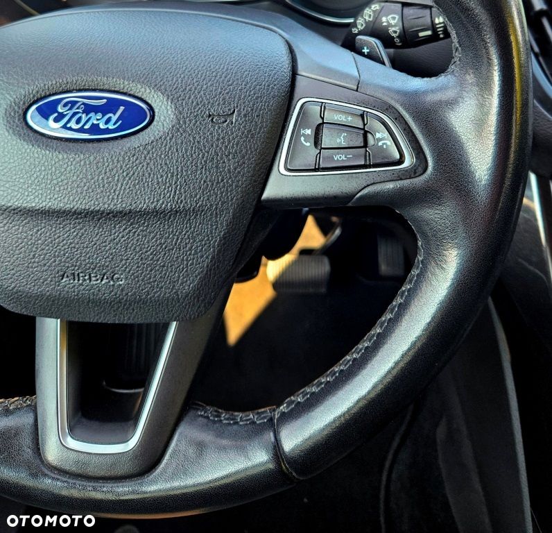 Ford Kuga 2.0 TDCi 4x4 Business Edition - 18