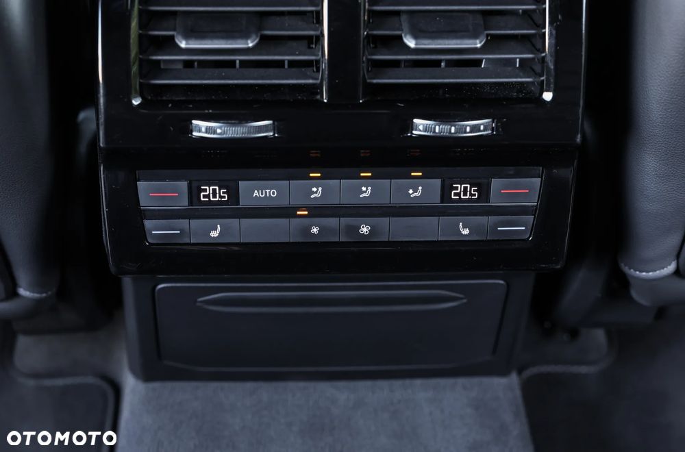 Volkswagen Touareg 3.0 V6 TDI SCR 4Mot - 23