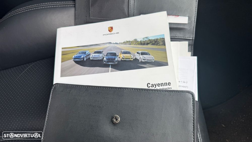Porsche Cayenne Turbo - 19