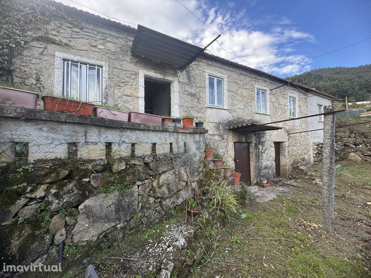 Moradia T3, em granito – São Pedro do Sul - Grande imagem: 2/35