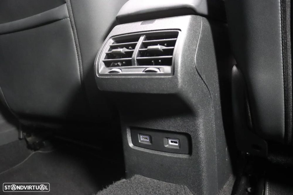 Citroën e-C4 50 kWh Shine - 29