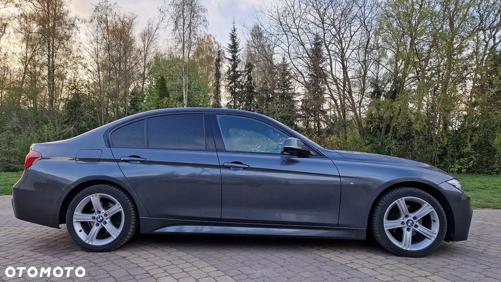 BMW Seria 3 318d M Sport Shadow - 7