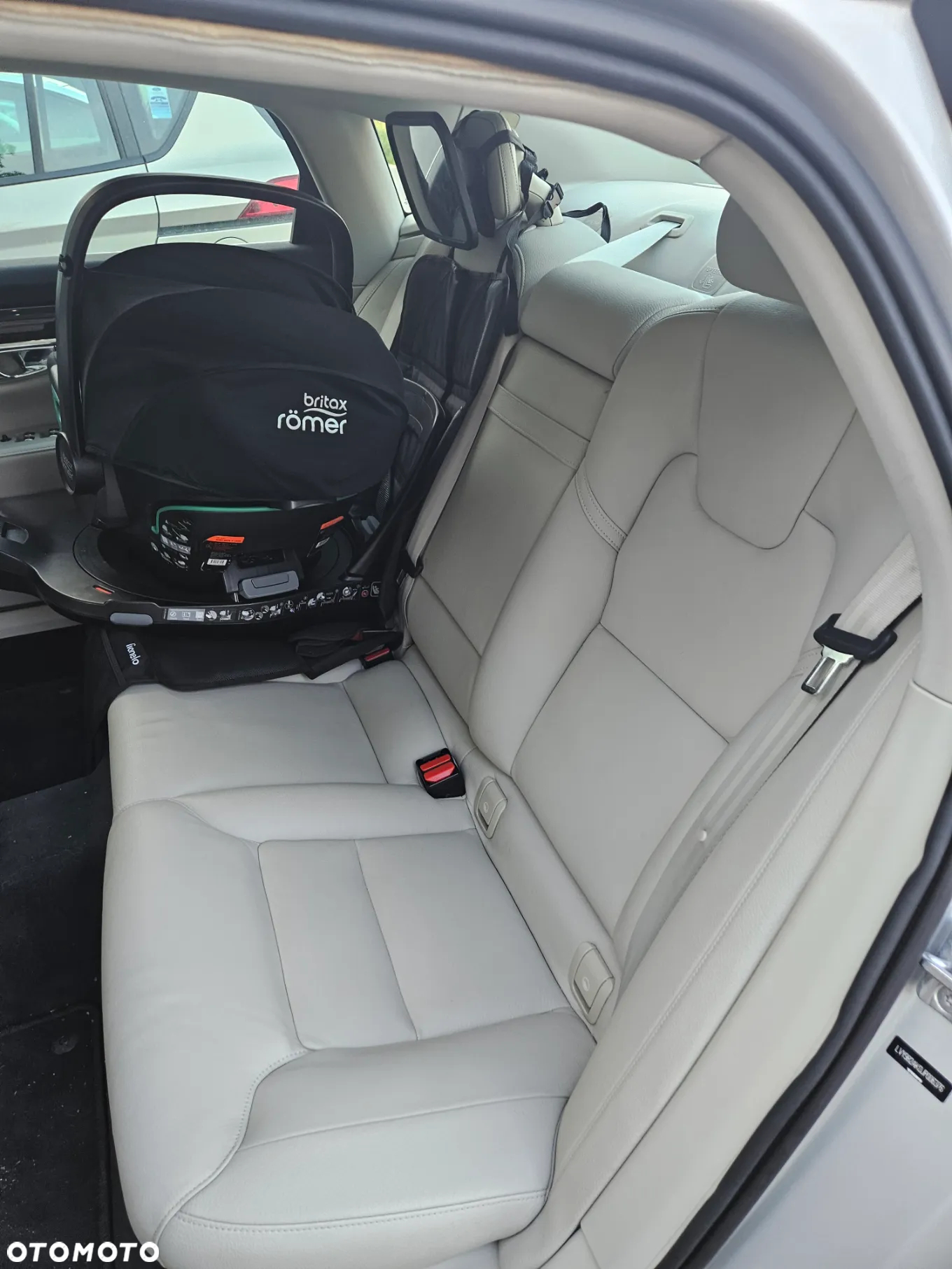 Volvo S90 T5 Momentum - 14