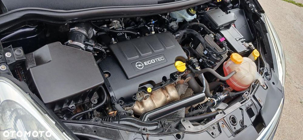 Opel Corsa 1.4 16V 150 Jahre - 24