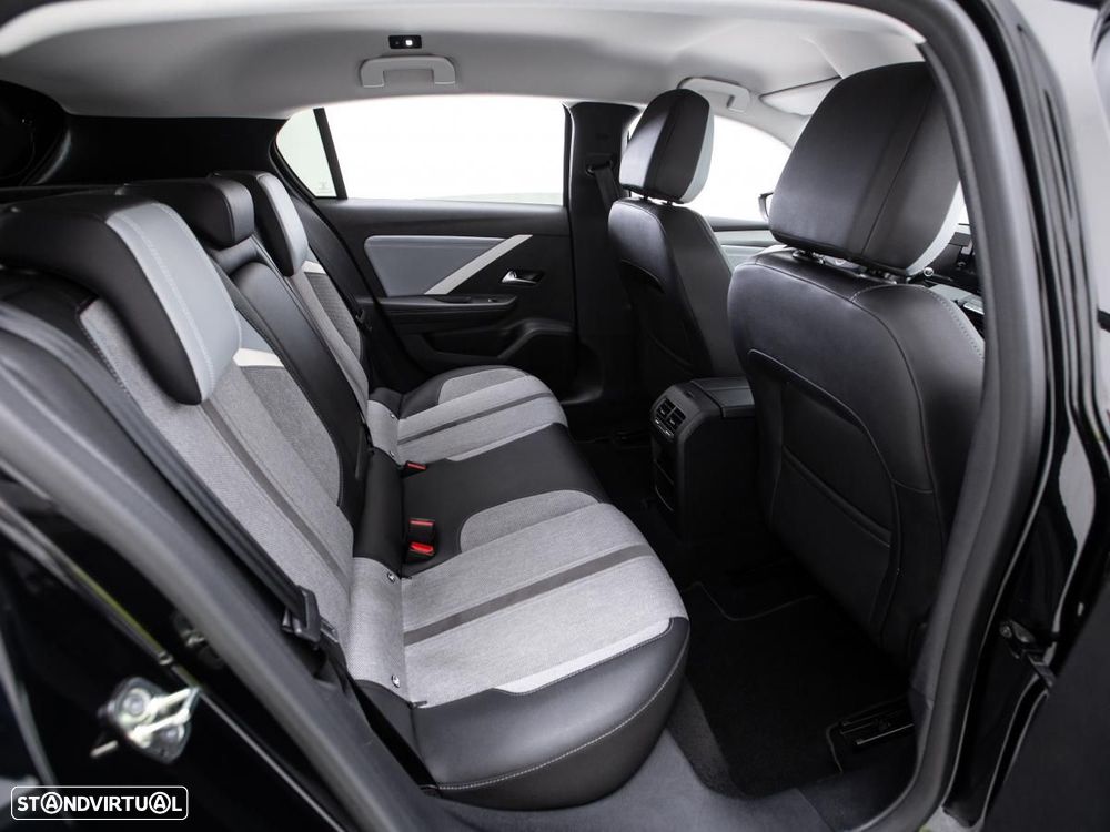 Opel Astra 1.5 D Elegance - 12