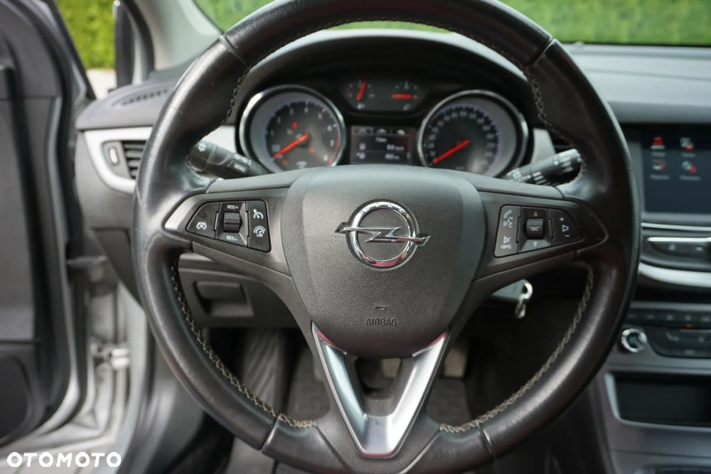 Opel Astra 1.4 T Elite S&S - 13