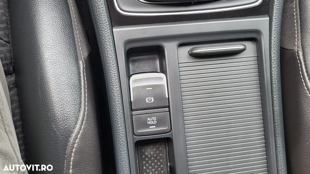 Volkswagen Golf - 17