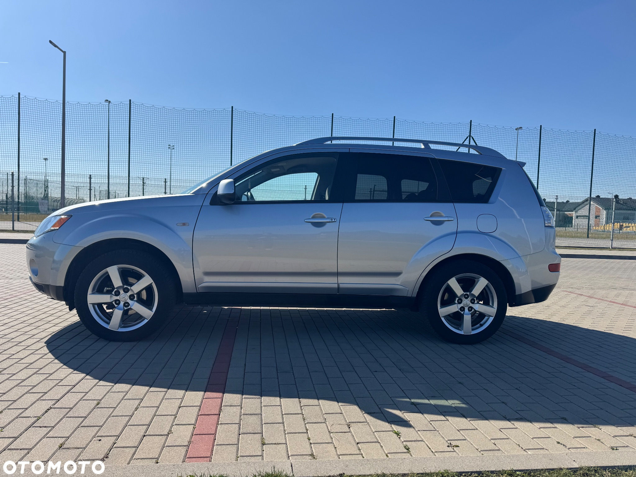 Mitsubishi Outlander 2.2 DI-D 4WD Invite - 4