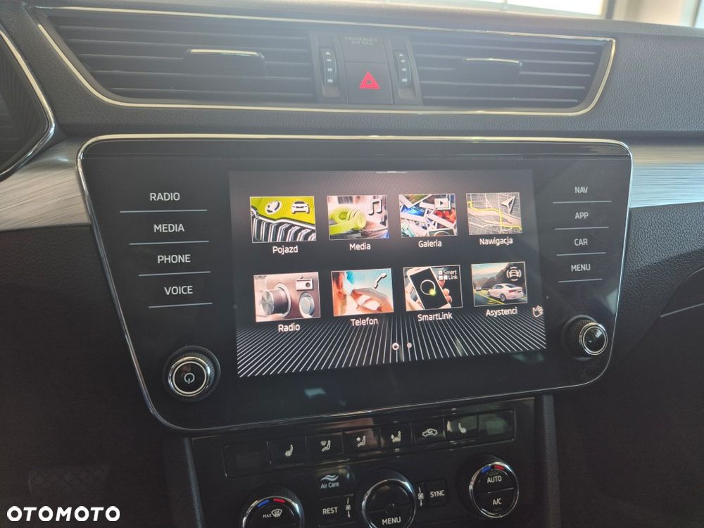 Skoda Superb 2.0 TDI SCR Ambition DSG - 17