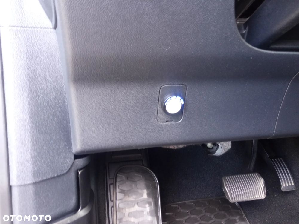 Ford Kuga 2.5P PHEV FWD ST-Line - 14