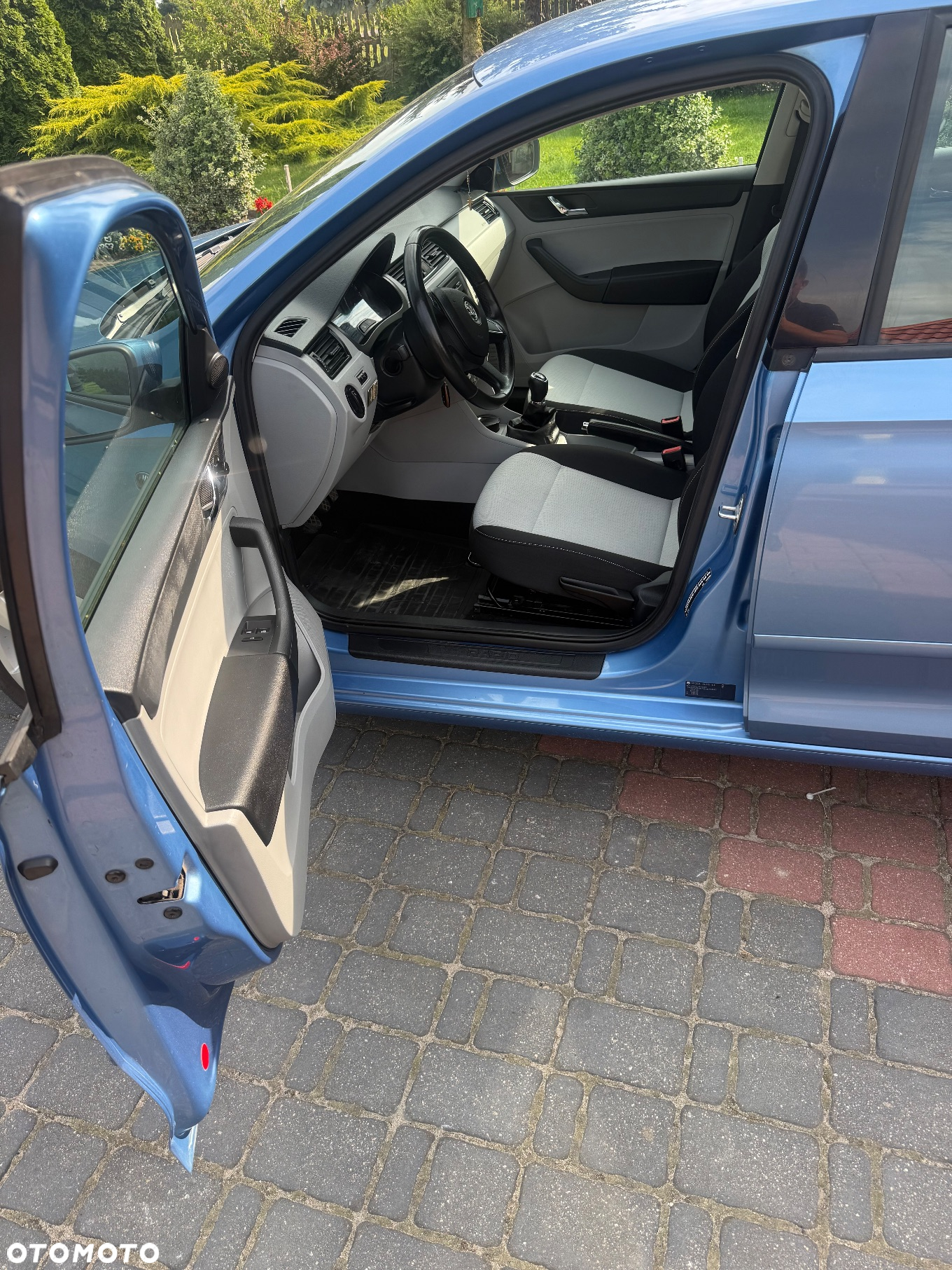 Skoda RAPID Spb 1.2 TSI Ambition Max - 12