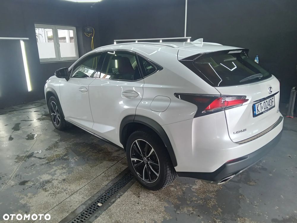 Lexus NX 200t Prestige AWD - 2