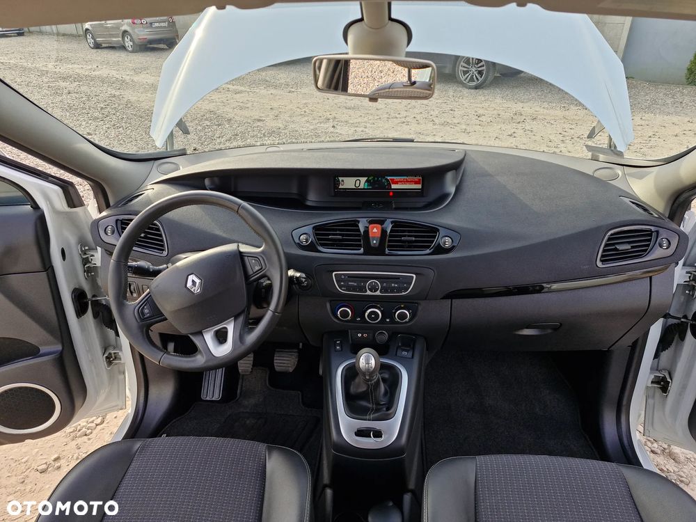 Renault Scenic 1.6 16V Confort Authentique - 17