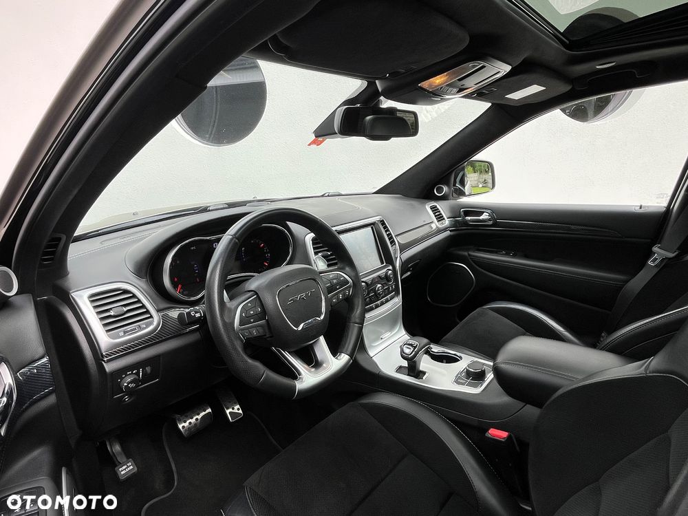 Jeep Grand Cherokee SRT - 6