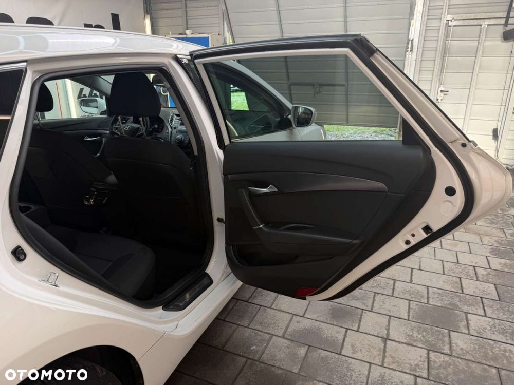 Hyundai i40 Kombi blue 1.7 CRDi Premium - 33