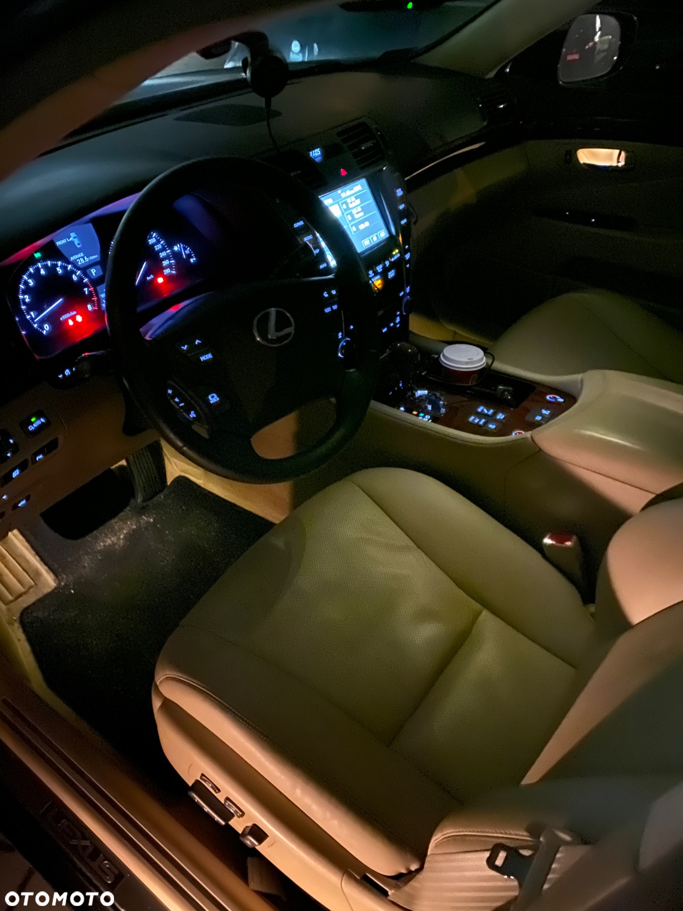 Lexus LS - 2