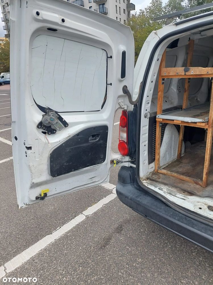 Citroën BERLINGO - 11