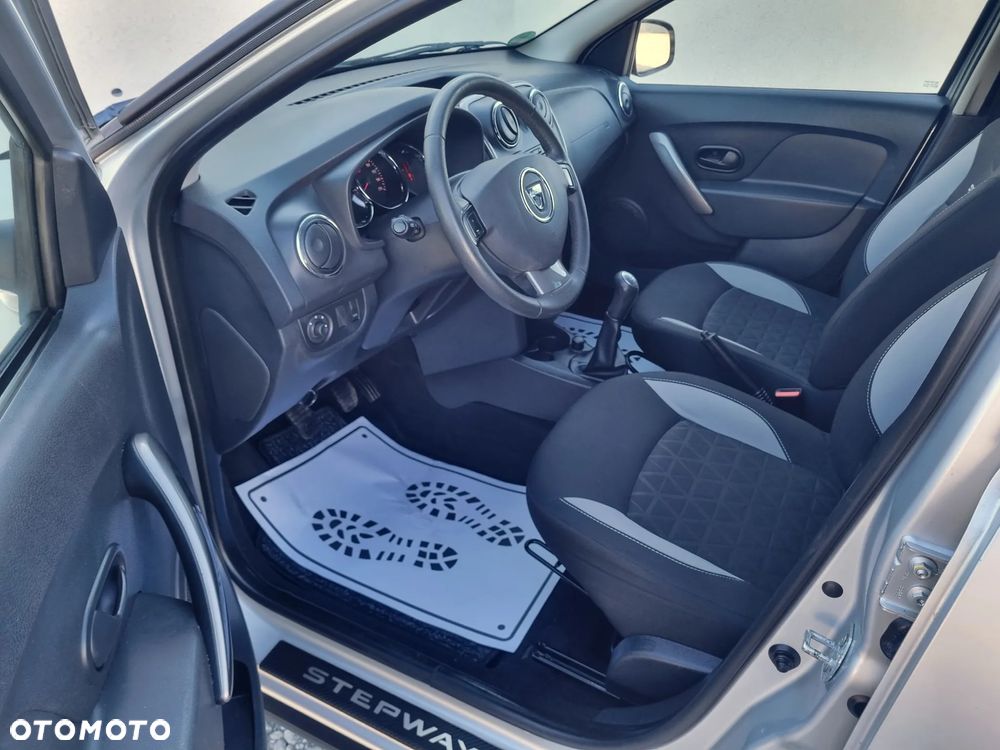 Dacia Sandero Stepway TCe 90 (S&S) Prestige - 9