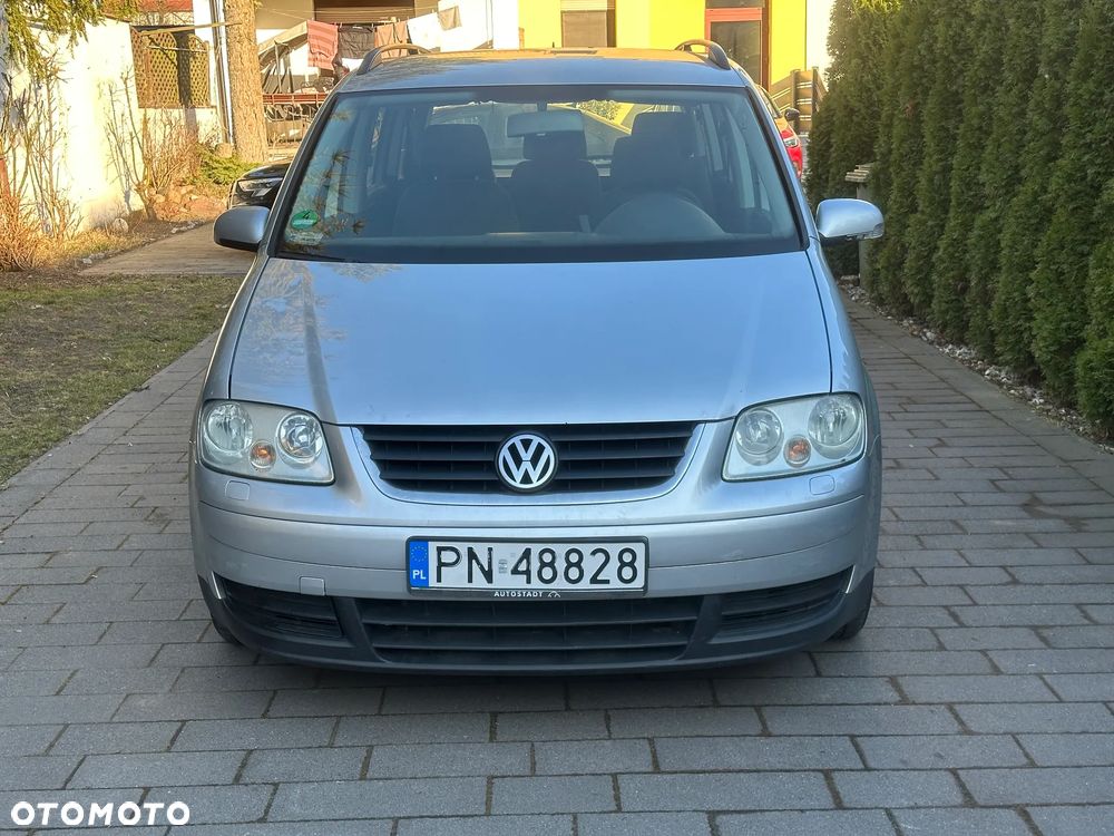 Volkswagen Touran 1.9 TDI DSG - 2