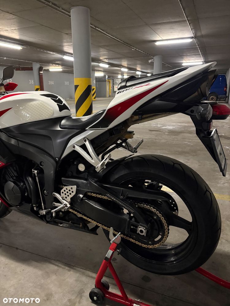 Honda CBR - 19