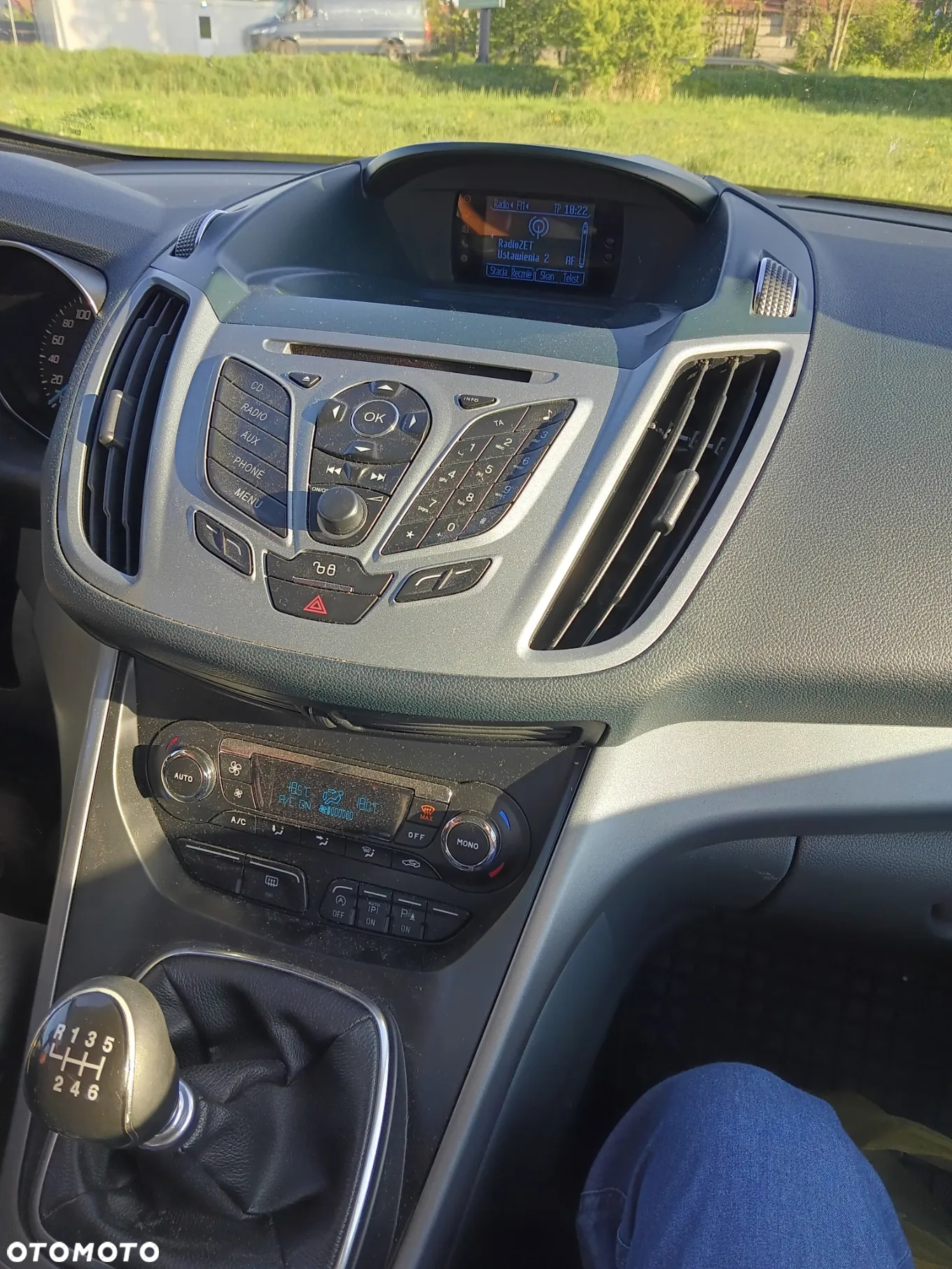 Ford Grand C-MAX - 16