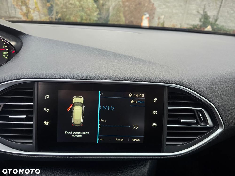 Peugeot 308 1.5 BlueHDi Active Pack Business S&S - 25