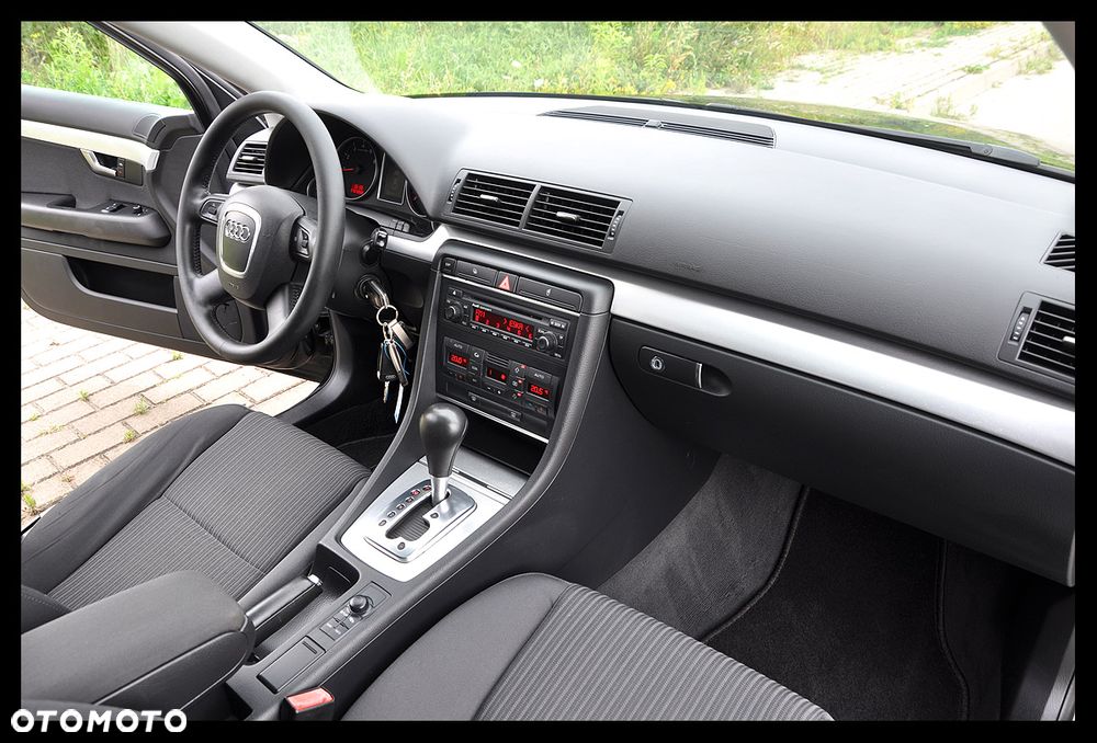 Audi A4 Avant 1.8 T multitronic - 22