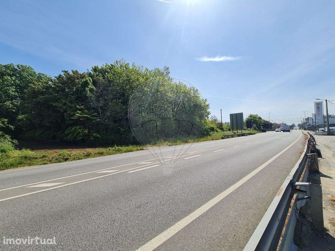 Terreno  para venda - Grande imagem: 2/5