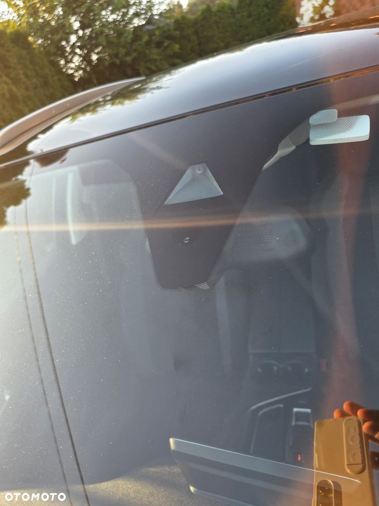 Peugeot 3008 1.2 PureTech Active S&S EAT8 - 23