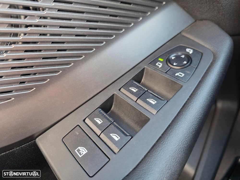 BMW 116 Standard — fotografia 14