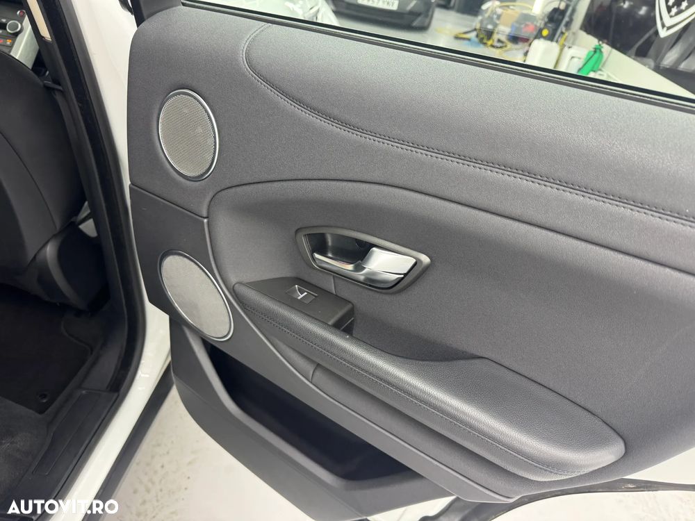 Land Rover Range Rover Evoque - 20