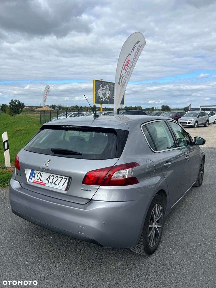 Peugeot 308 - 4
