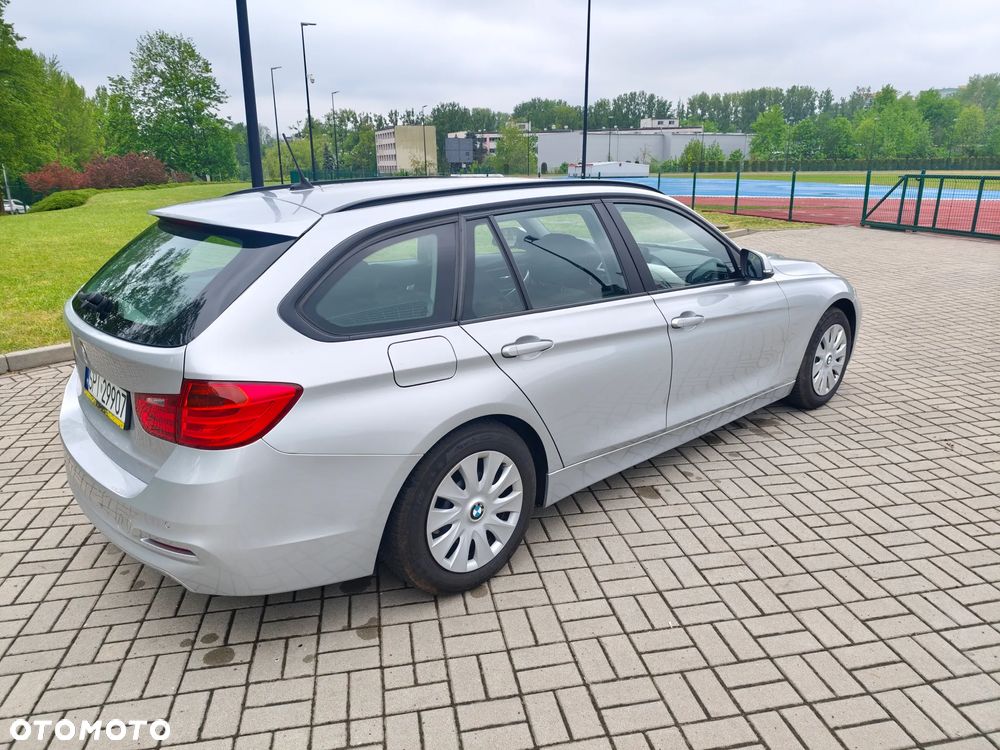 BMW Seria 3 318d - 7