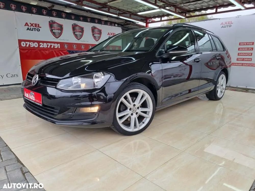 Volkswagen Golf - 27