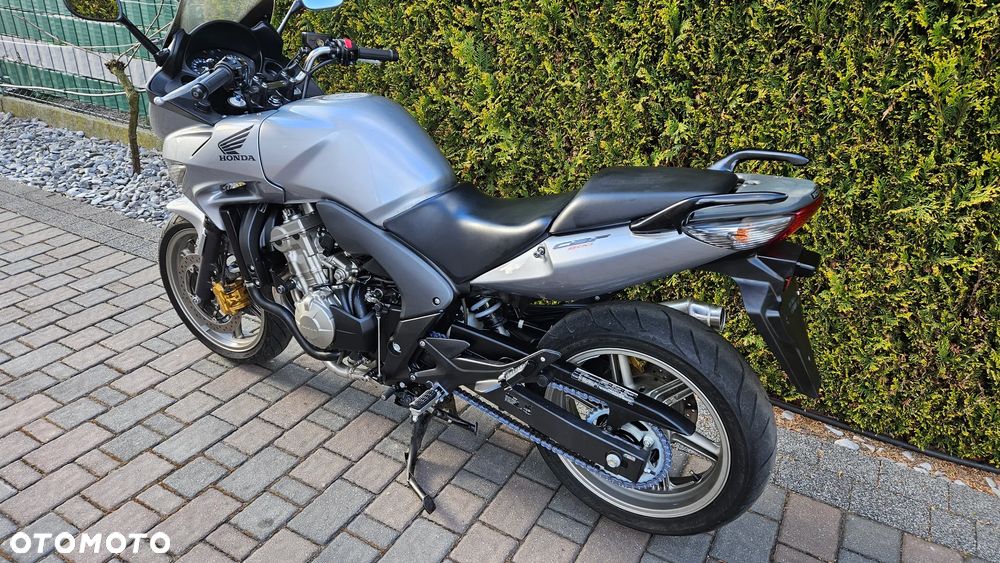 Honda CBF - 5