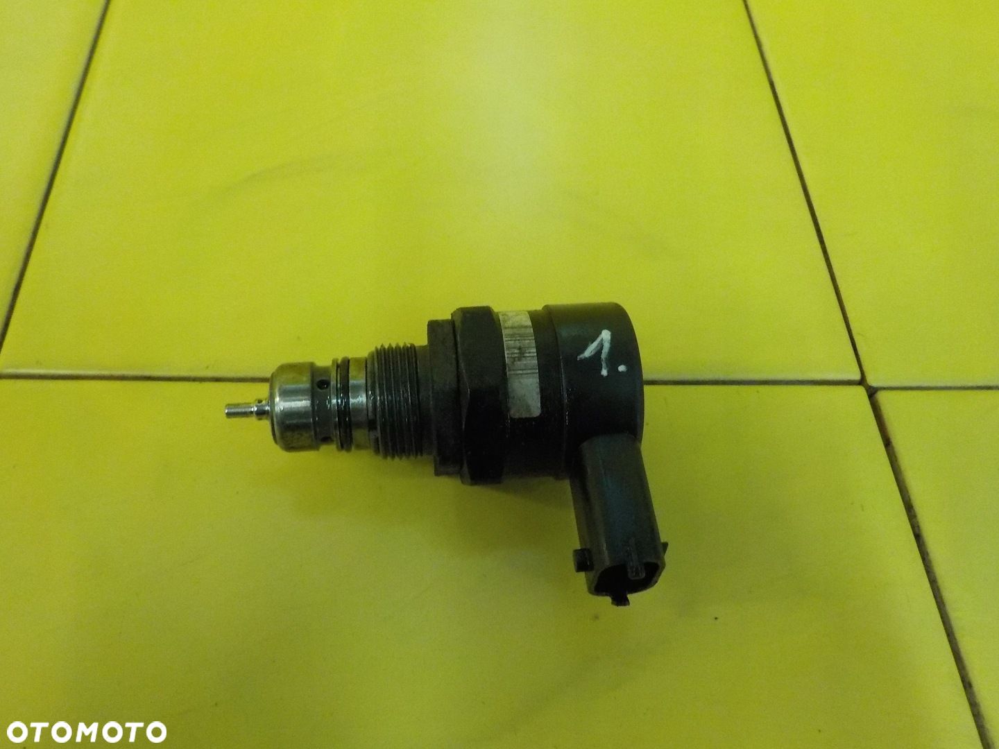 VIVARO TRAFIC PRIMASTAR 2.0 DCI 10r zawor paliwa 8200426552 0281002753 - 1
