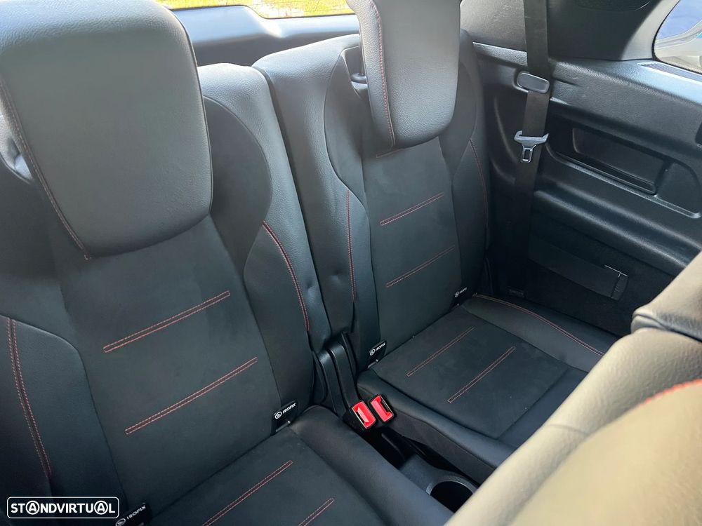 Mercedes-Benz GLB 200 d 8G-DCT Edition AMG Line - 15