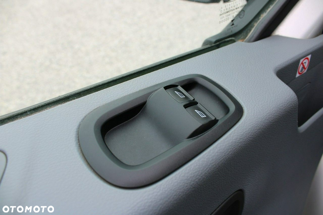 Ford Transit - 17