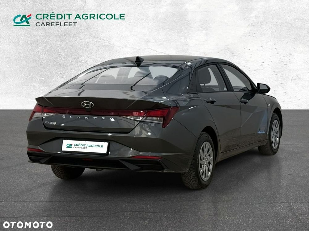 Hyundai Elantra - 6