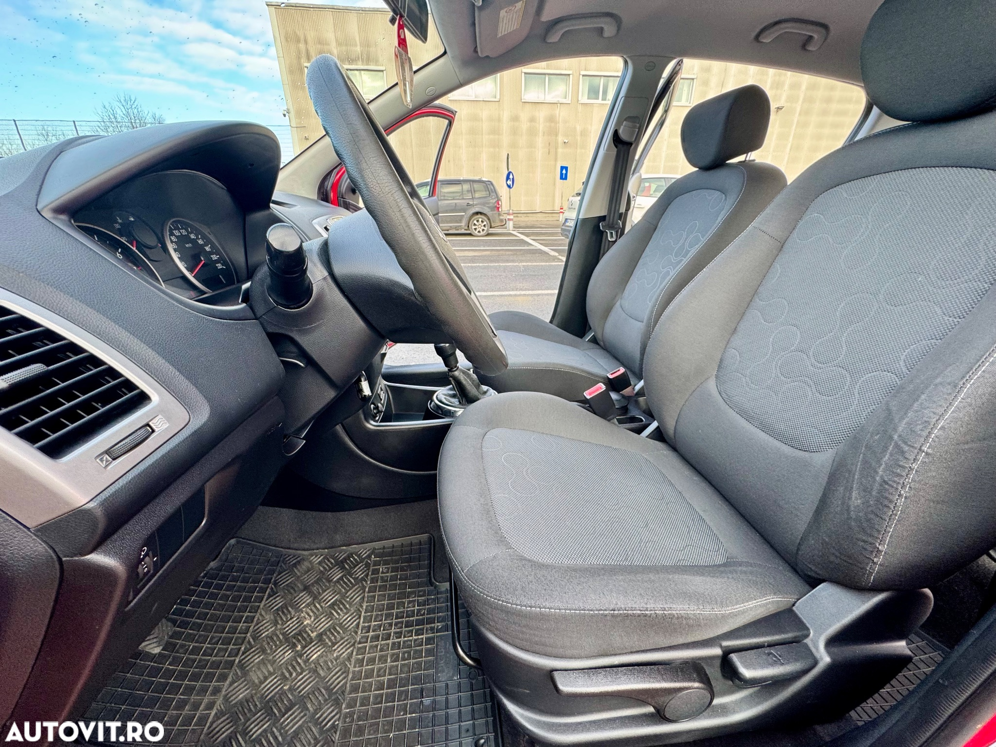 Hyundai i20 - 17