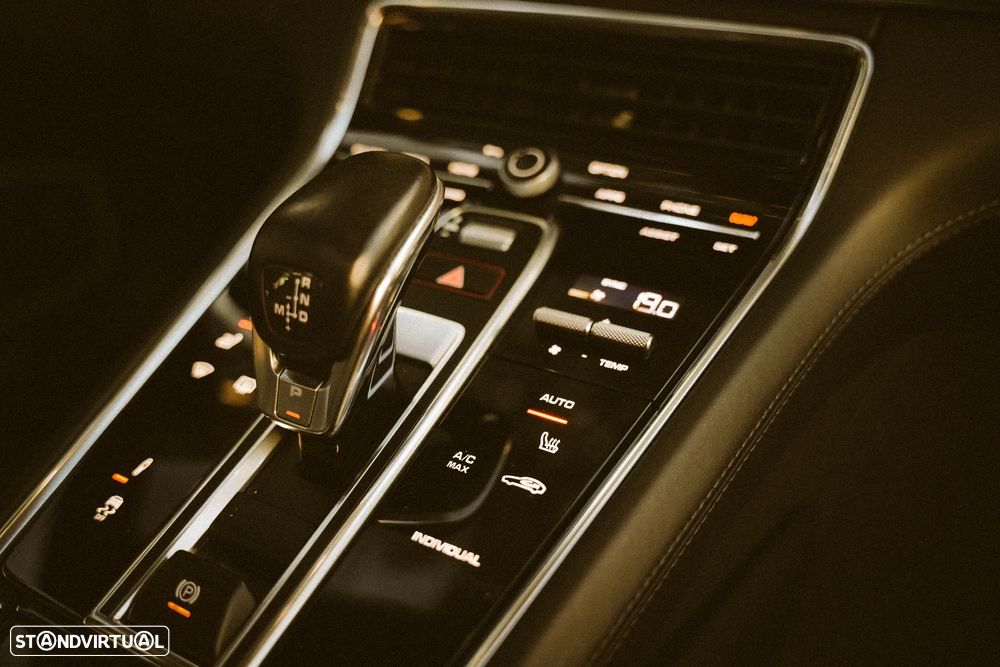 Porsche Panamera 4S E-Hybrid Executive - 25