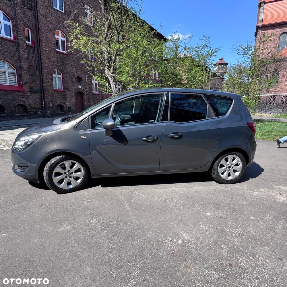 Opel Meriva - 32
