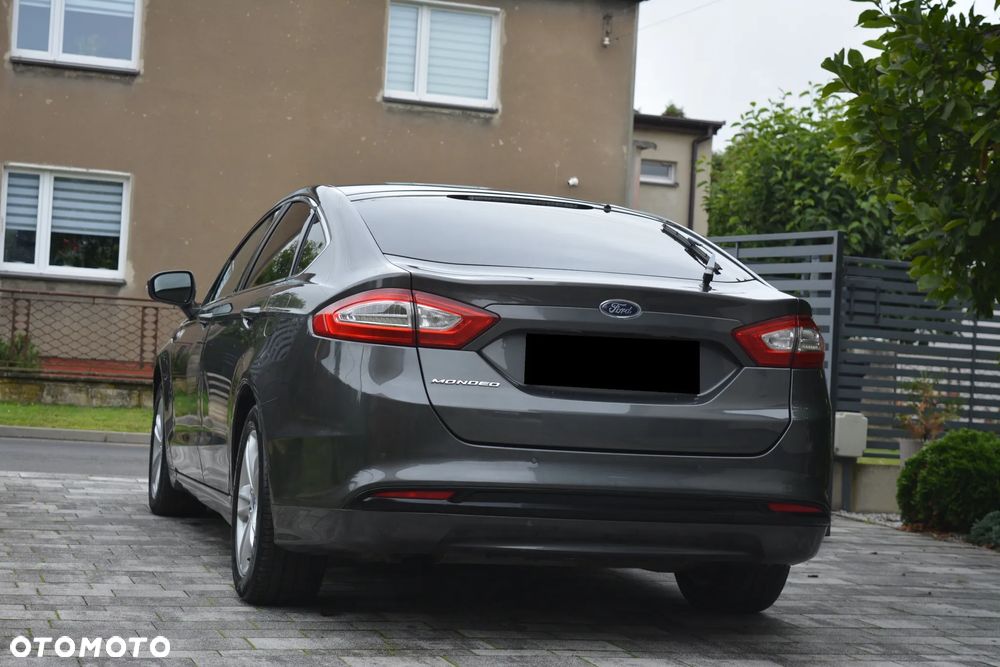 Ford Mondeo 2.0 TDCi STart-Stopp Titanium - 31