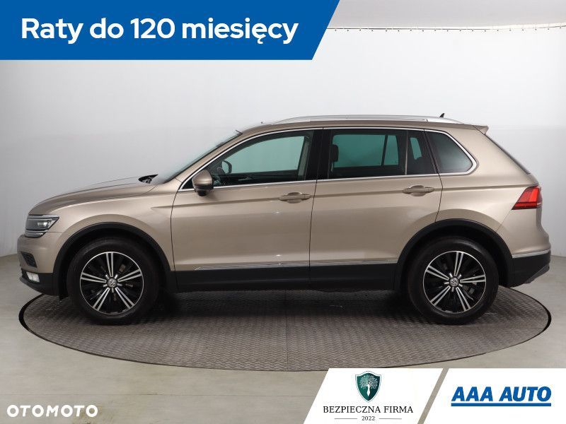 Volkswagen Tiguan - 4