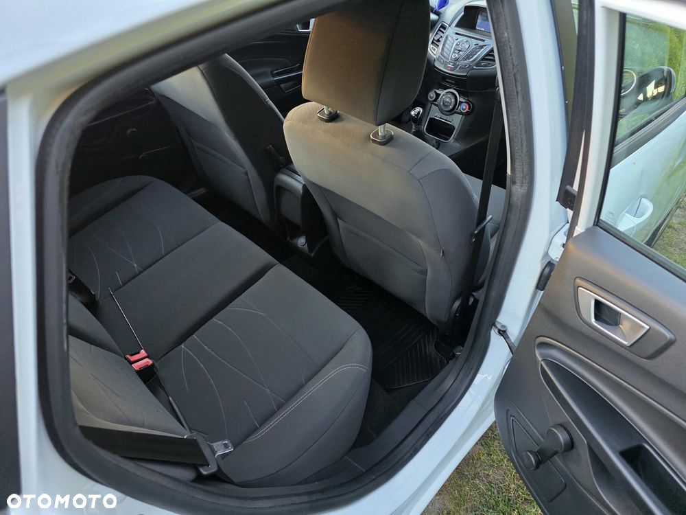 Ford Fiesta - 7