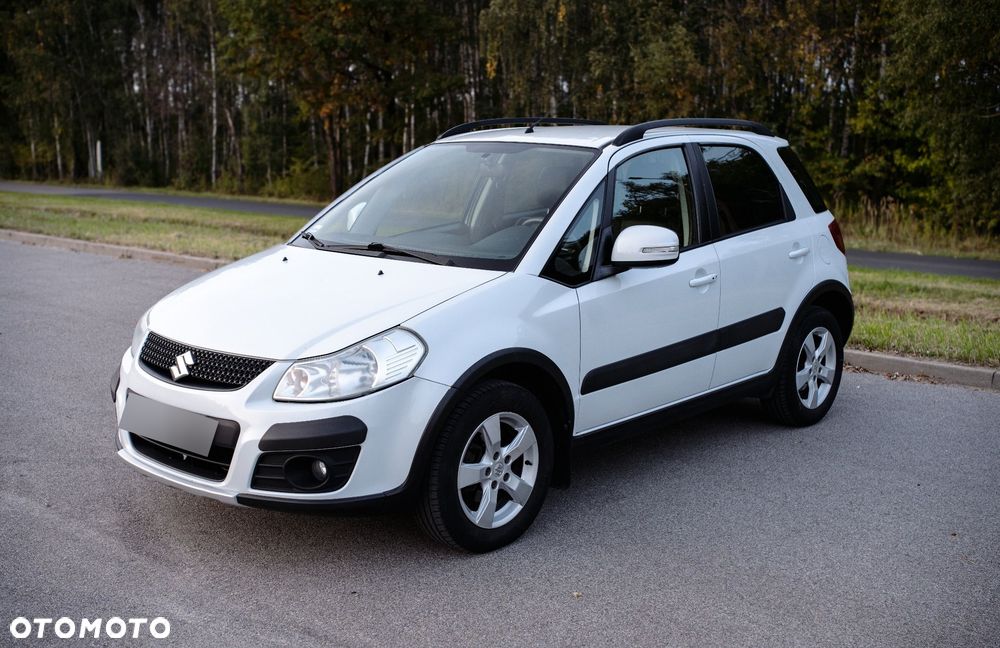 Suzuki SX4 1.6 Premium 4WD - 1