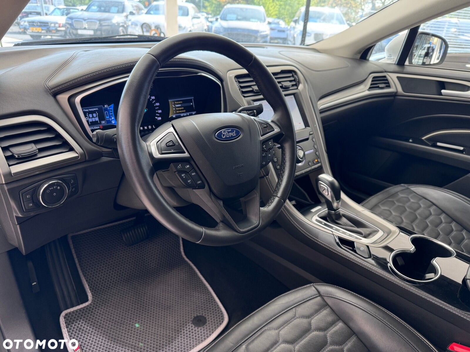 Ford Mondeo - 8
